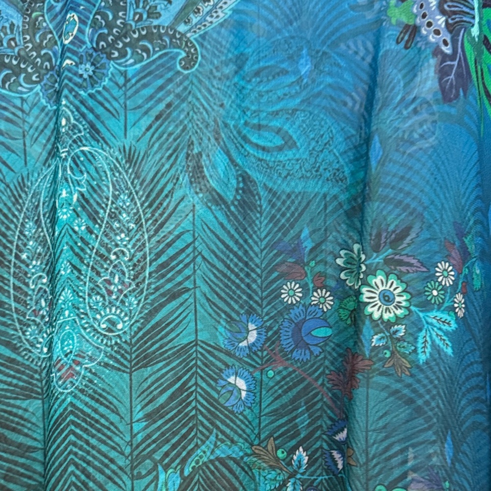 Sivana Elegant Tunic - Picture 5 of 6